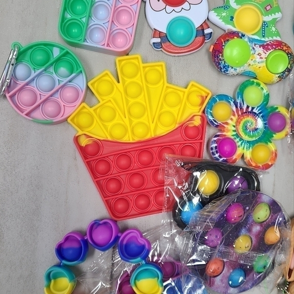 FIDGET Toy Mystery Bag - Picture 4 of 6